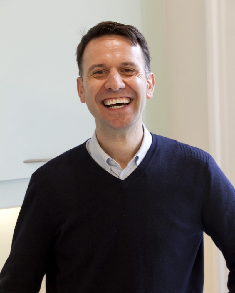 Dr Sami J Hassan, Dentist - Periodontology and Implants